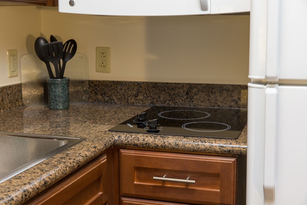 Staybridge Suites Toledo Maumee by IHG - photo 15