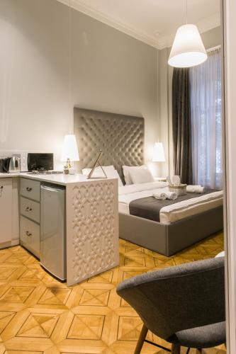 SOFIKO Apartment in a legendary building