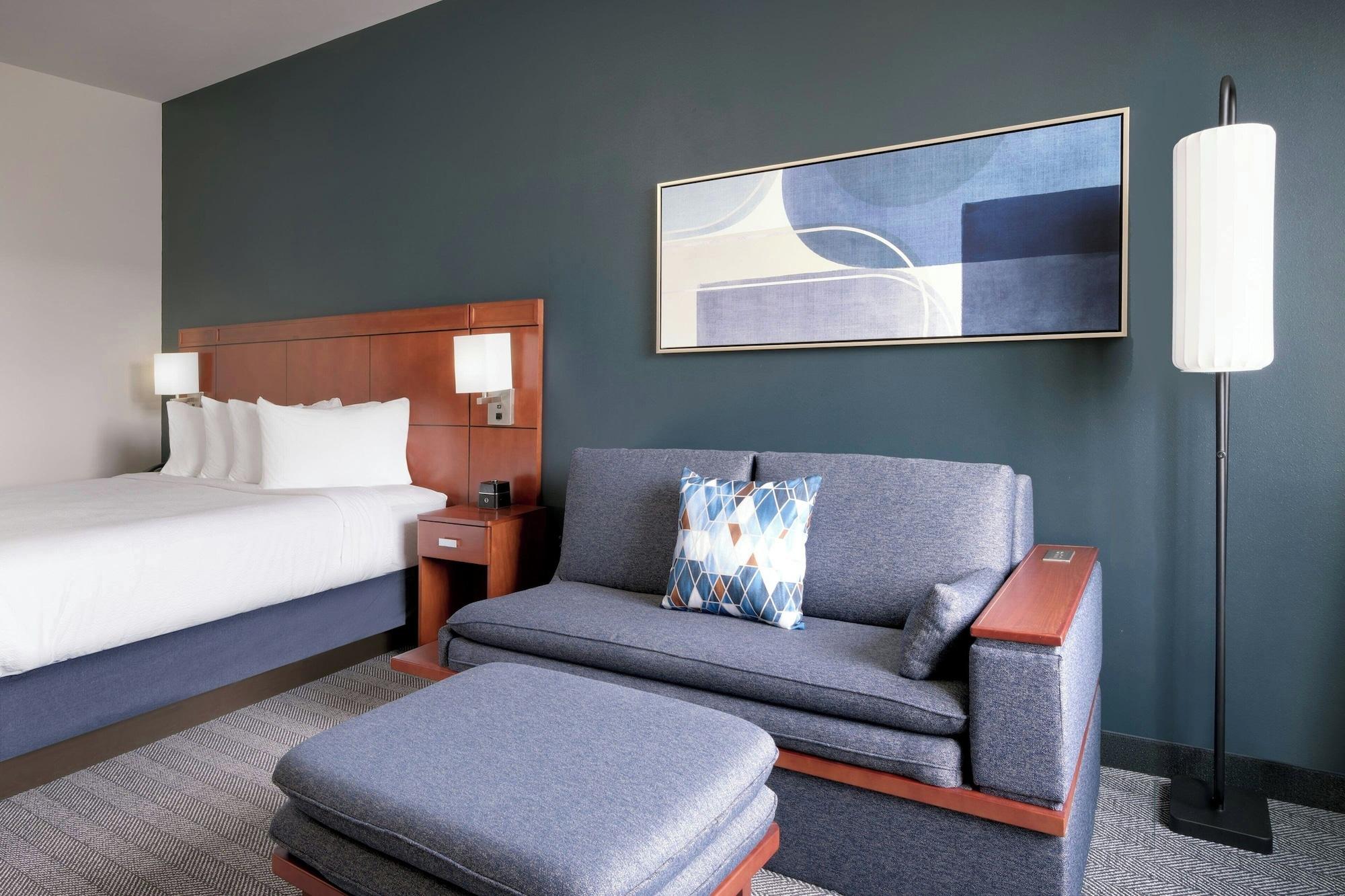 Courtyard by Marriott Lincoln Downtown - photo 11