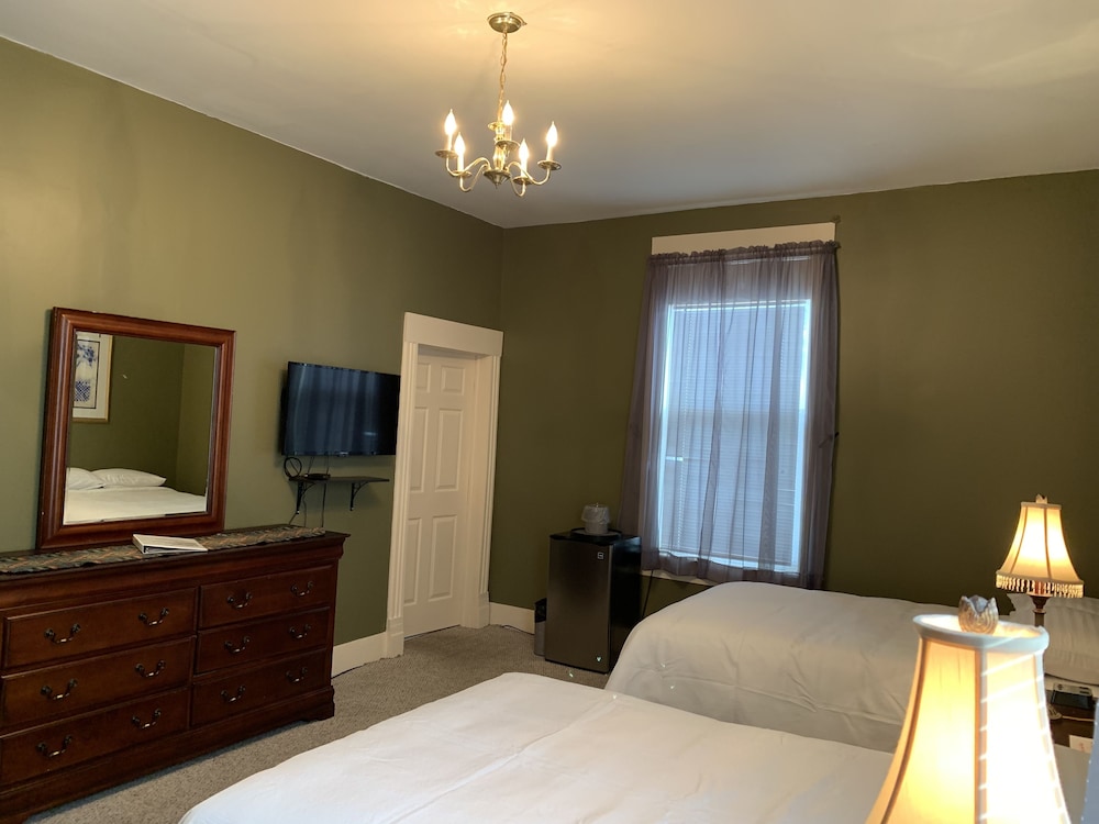 The Hotel Belvidere - photo 6
