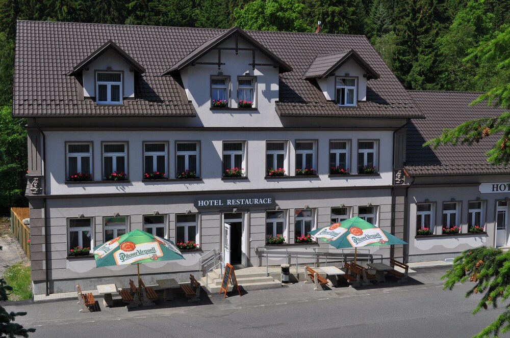 Hotel Seifert — hotel in Nejdek
