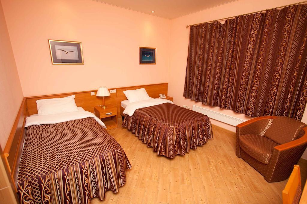 Gostiniy Dvor Evgeniya — hotel in Raduzhny