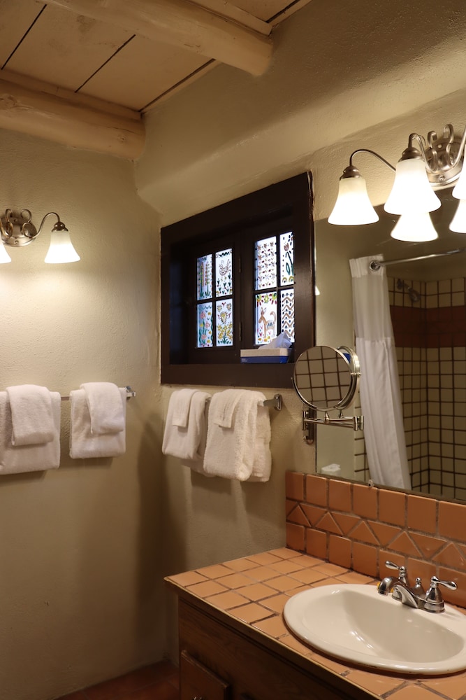 Sagebrush Inn & Suites - photo 63