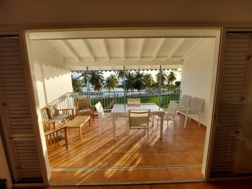 Duplex avec une vue magnifique et une Citerne — 4-Star Luxury Hotel in Le Gosier, Guadeloupe