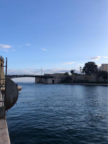 Downtown Lodge Museum — 4-Star Luxury Hotel in Taranto, Italy