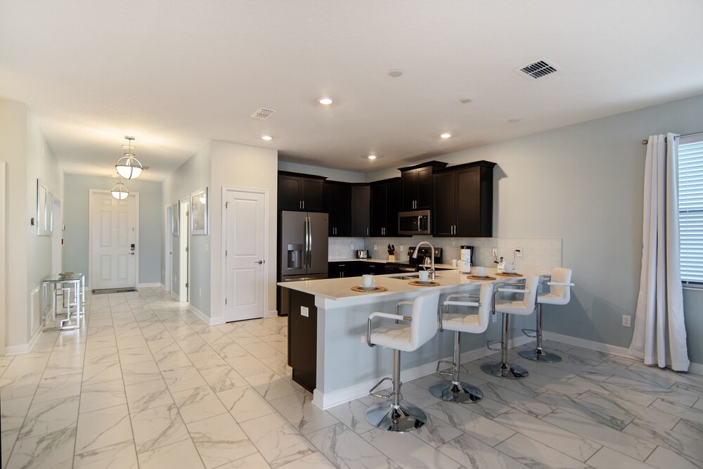 Storey Lake 2927 - photo 13