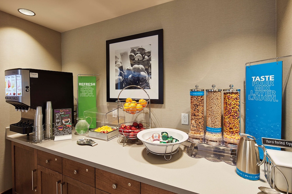 Hampton Inn & Suites Sacramento at Csus - photo 48