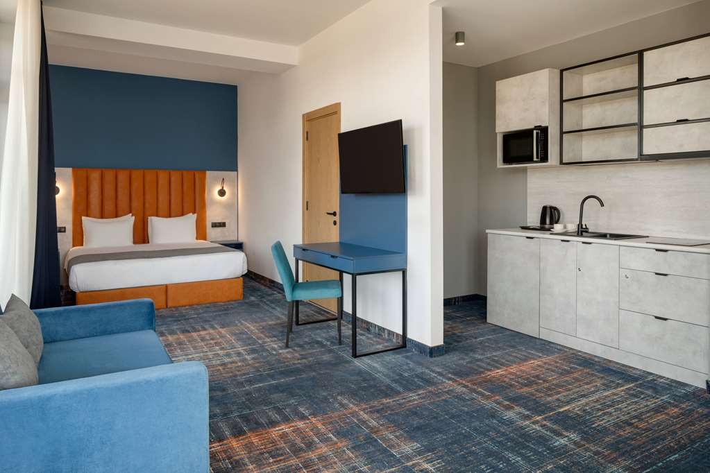 Guest room