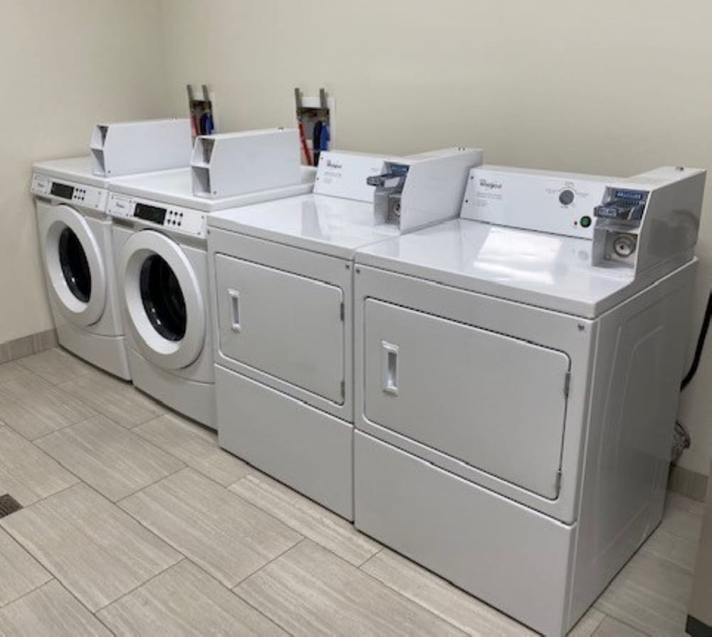Holiday Inn Express & Suites Warrensburg North by IHG - photo 32