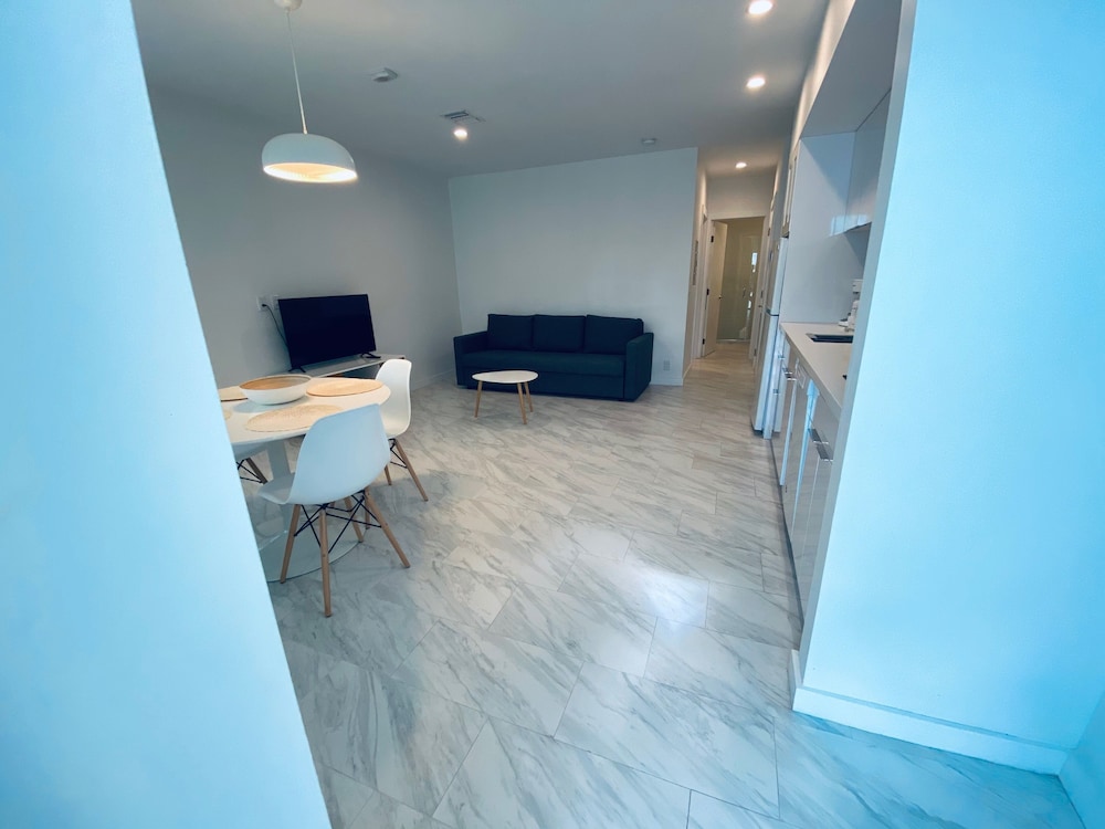 The Marlin Beachside - photo 43