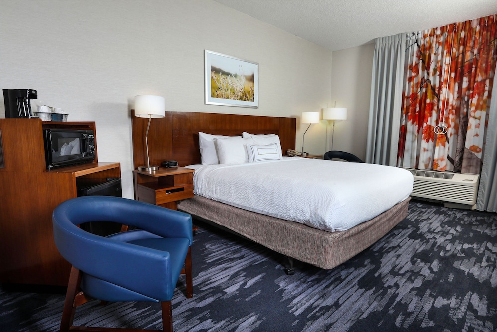 Fairfield Inn & Suites Charleston North Ashley Phosphate - photo 7