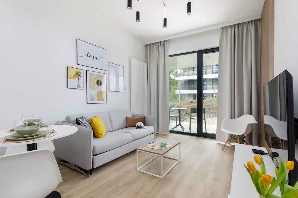 Shellter Premium Apartment Beachside by Renters Prestige — 4-Star Luxury Hotel in Rogowo, Poland