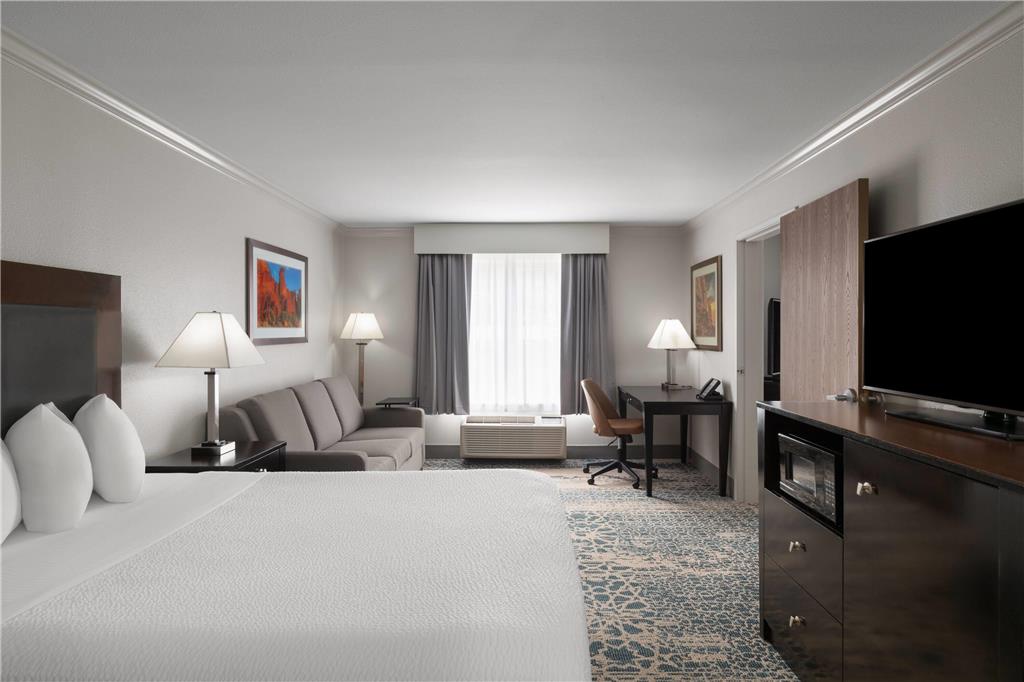 La Quinta Inn & Suites by Wyndham Moab - photo 34