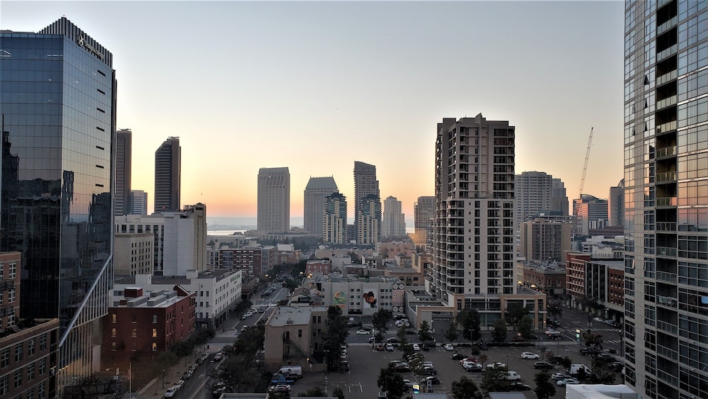 Hotel Indigo San Diego Gaslamp Quarter by IHG - photo 31