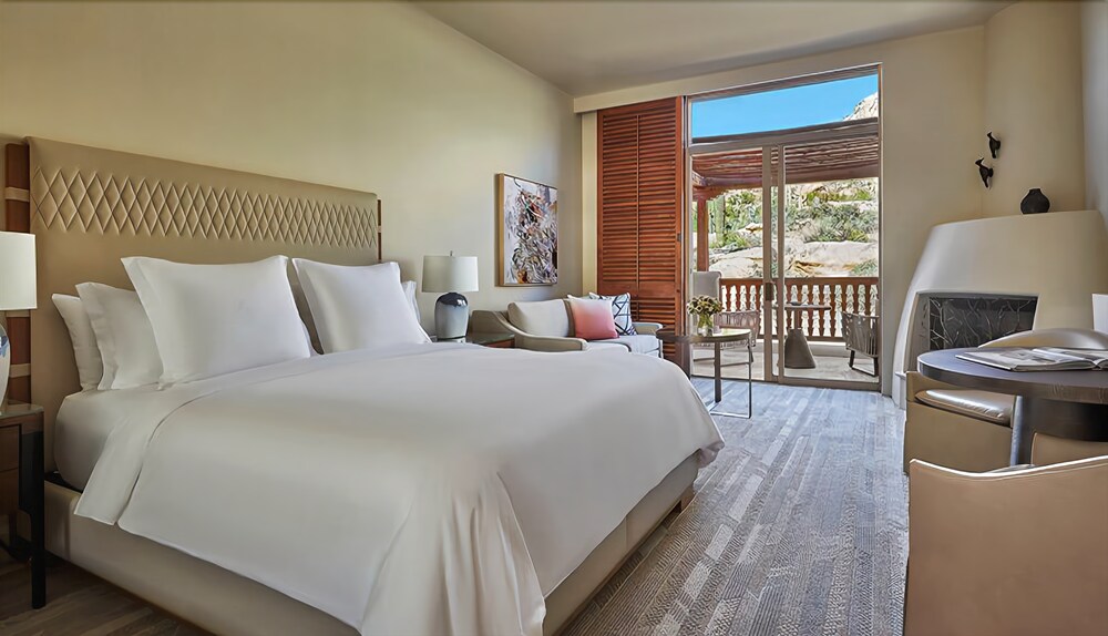Four Seasons Resort Scottsdale at Troon North - photo 9