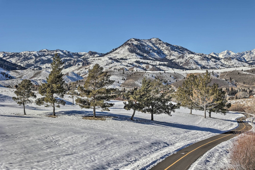 Serene Ski Retreat 3 Miles to Sun Valley Resort - photo 14
