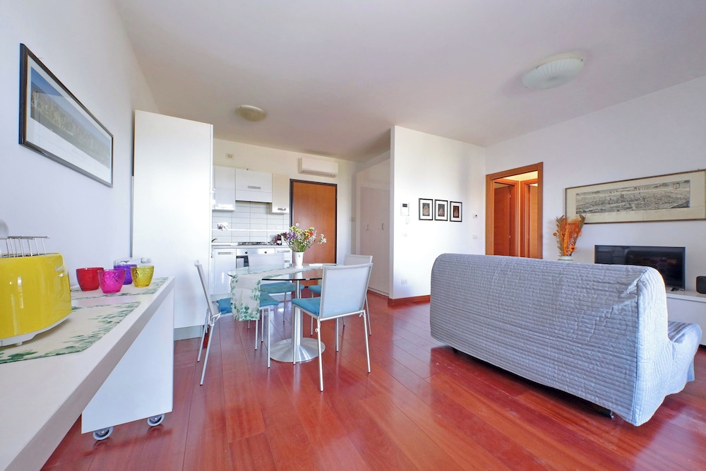Modern Flat with terrace near Eataly — 4-Star Luxury Hotel in Rome, Italy