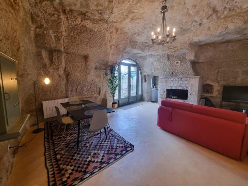 Troglo En Bord De Loire Entre Vignes Et Chateaux — Montlouis Sur Loire