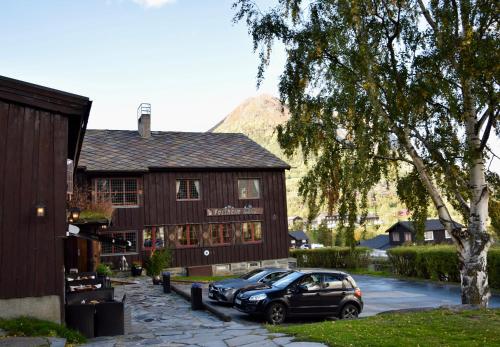 Fossheim Hotel Lom in Fossbergom, Norway