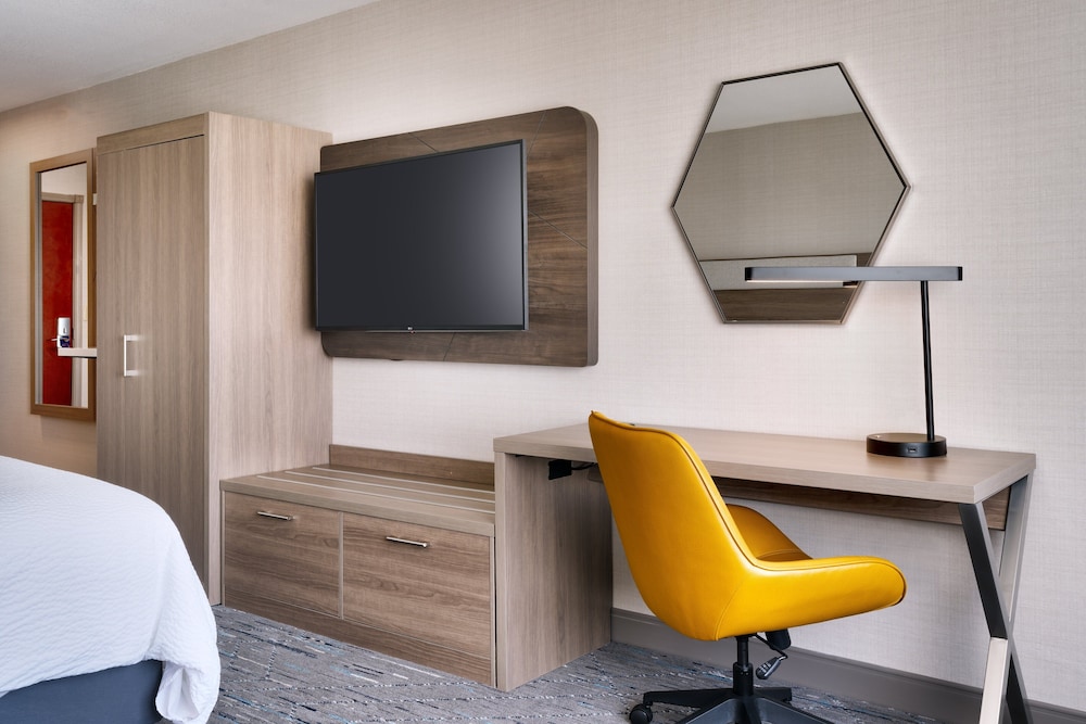 Holiday Inn Express Hotel & Suites Cheyenne by IHG - photo 6
