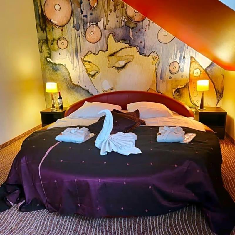 Azalia — hotel in Niepolomice