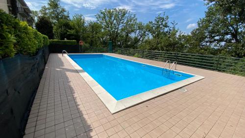House Paradiso — 4-Star Luxury Hotel in Castelnuovo Del Garda, Italy