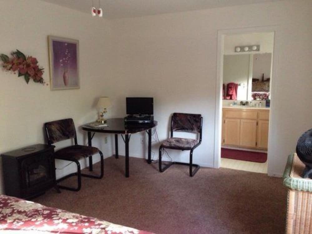 Apple Blossom Inn - photo 27