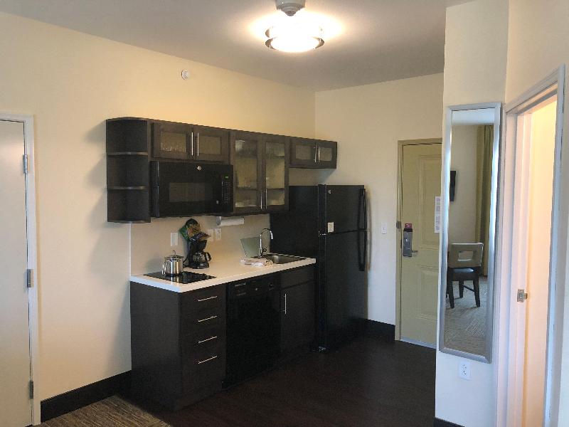 Candlewood Suites El Dorado by IHG - photo 11