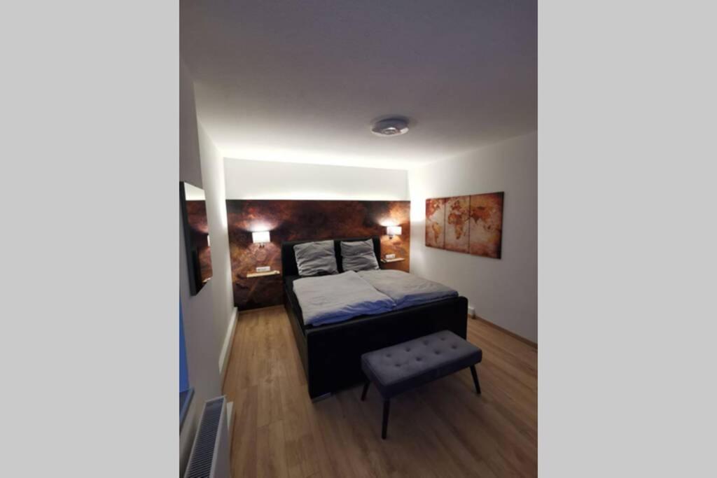 Citywave Stadt & Strandnah Modern & Paytv — 4-Star Luxury Hotel in Wilhelmshaven, Germany