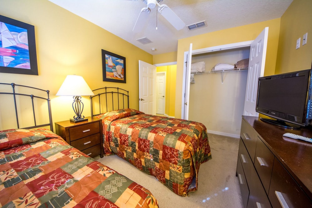 Bella Vida Resort by Home 2U - photo 32