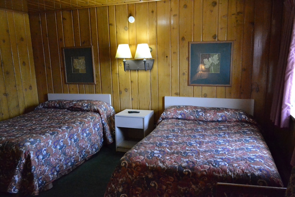 Innkeeper Motel - photo 27