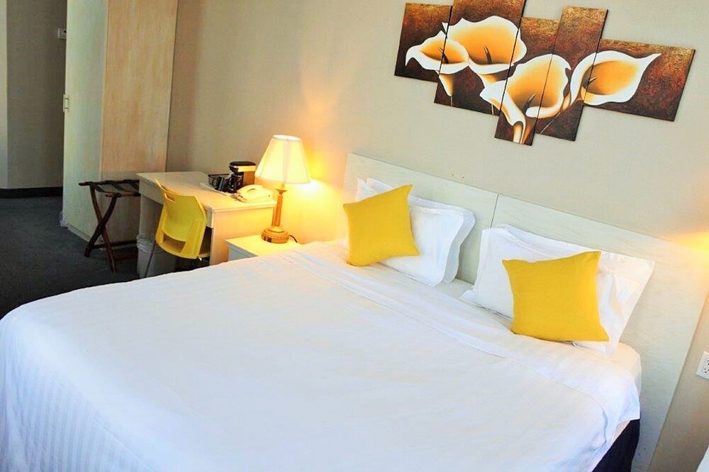 Soho Garden Hotel - photo 8