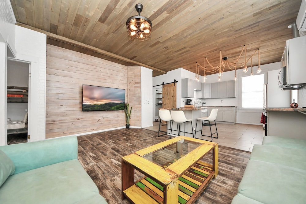 Gulf Siesta Vacation Lofts — 4-Star Luxury Hotel in Galveston, United States