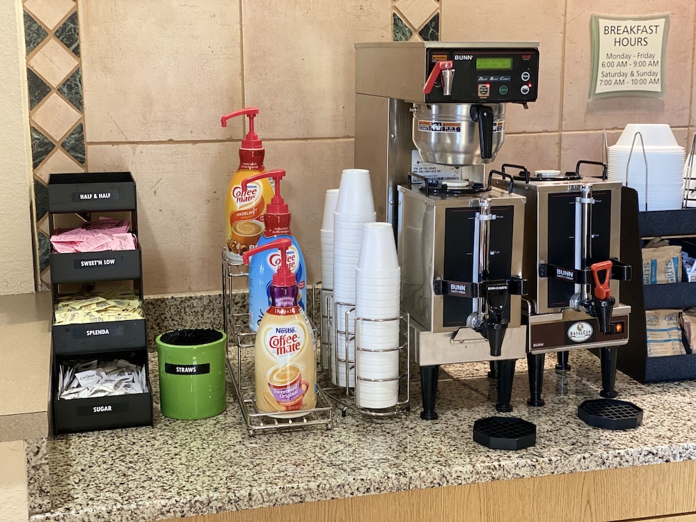 La Quinta Inn by Wyndham Tyler - photo 36