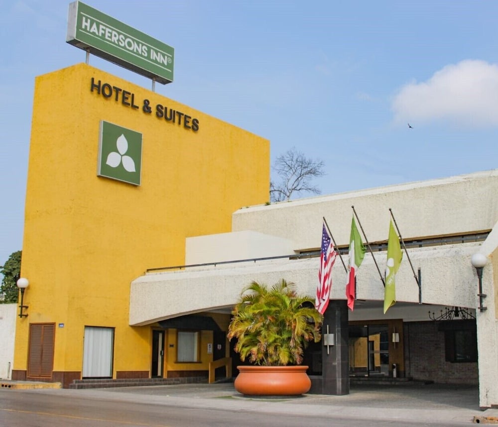 Hafersons Inn Hotel & Suites in Tampico, Mexico