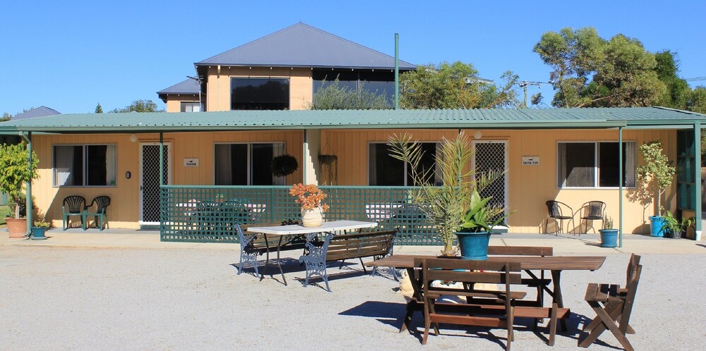 Jurien Bay Beachfront Holiday Units in Jurien Bay, Australia