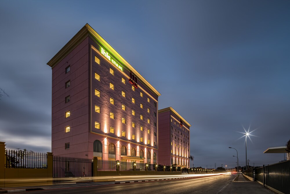 iu Hotel Luanda Talatona in Luanda, Angola