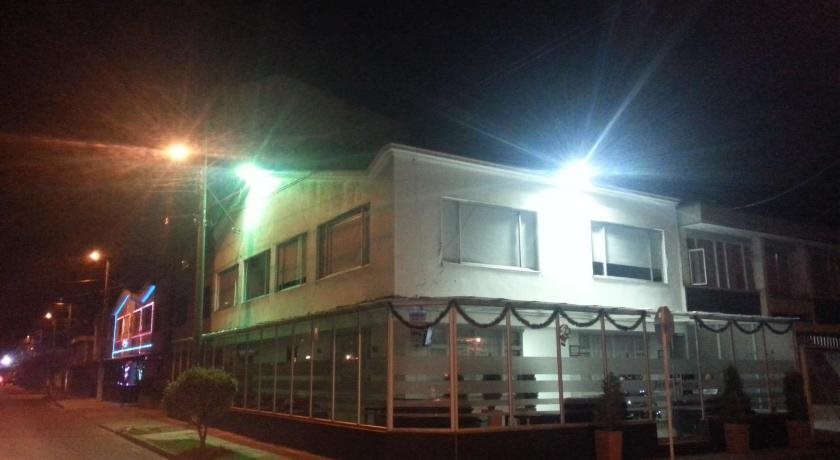 Hotel Feria Nova - last minute hotel in Bogota