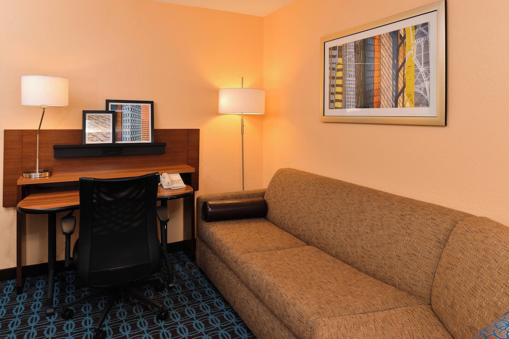 Fairfield Inn & Suites by Marriott Cleveland Avon - photo 13