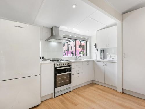 Walk to the MCG & AAMI Park Free Late Checkout Great location & Backyard — 4-Star Luxury Hotel in Melbourne, Australia