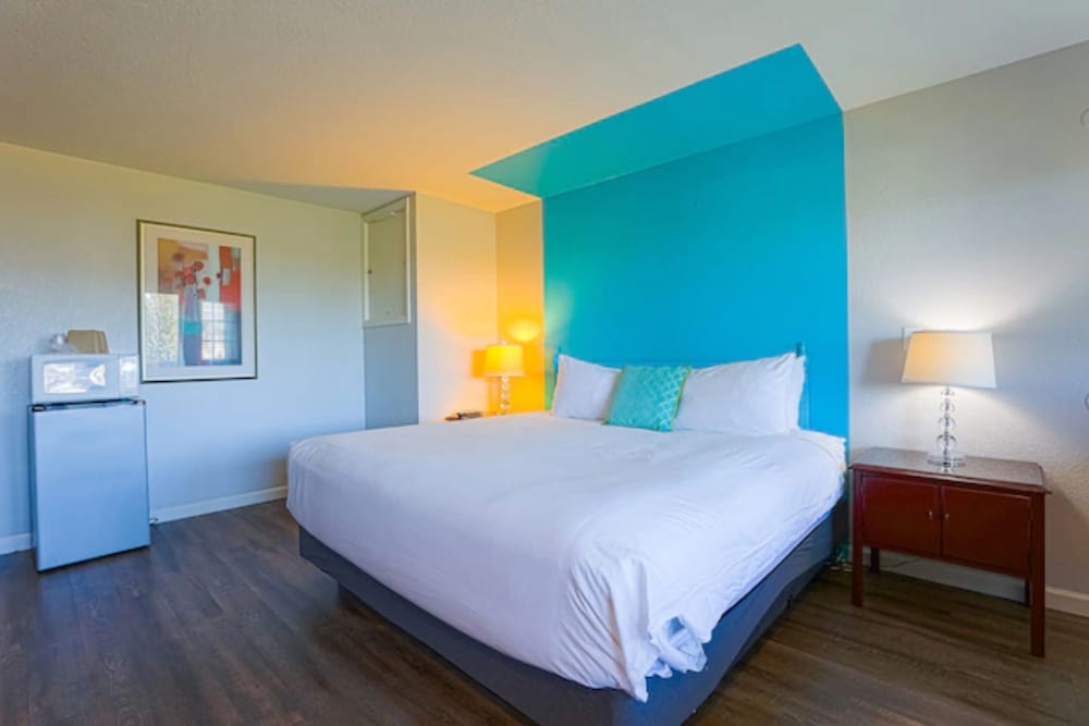 Coast River Inn by OYO Seaside - photo 51