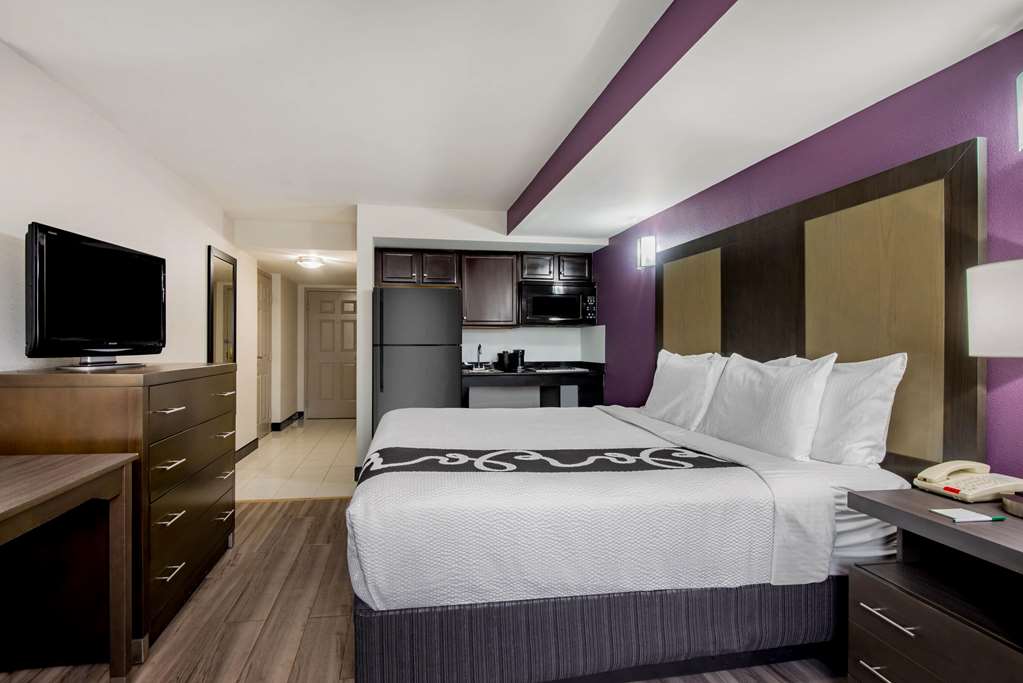 La Quinta Inn by Wyndham West Long Branch NJ Shore Area - photo 17