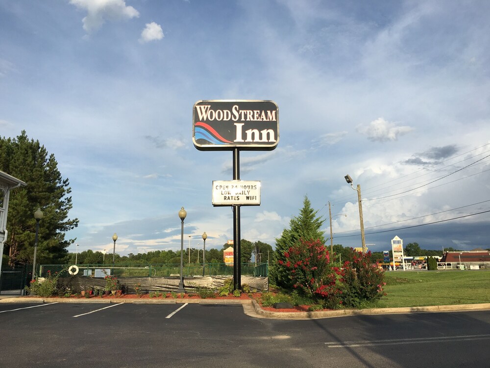 Woodstream Inn - last minute hotel in Hogansville