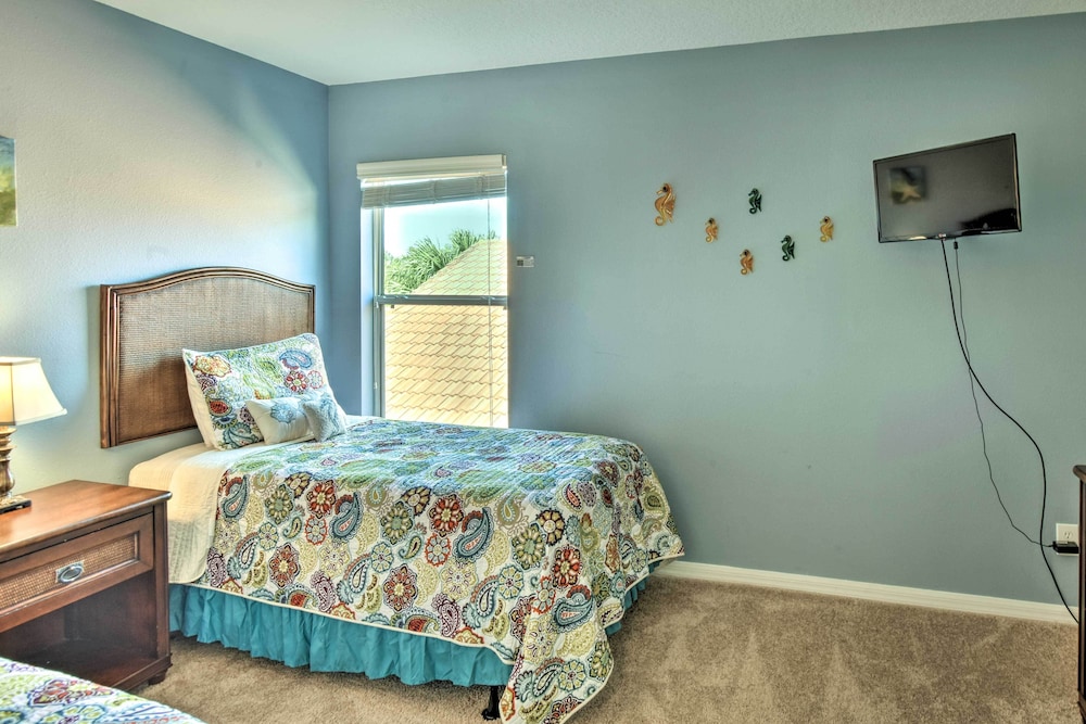 about 15 Mi to Disney Resort Home with Private Pool - photo 2