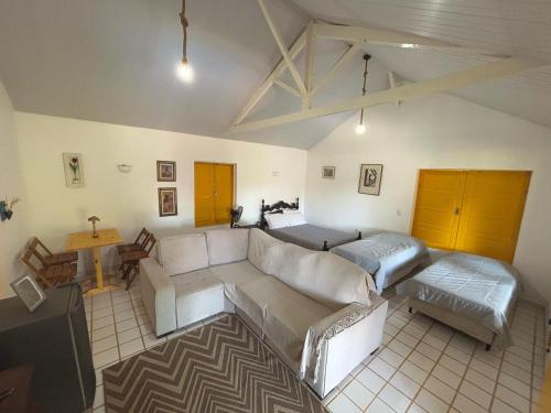 Loft Cerejeira no Sítio Gaia Miguel Pereira RJ in Miguel Pereira, Brasil