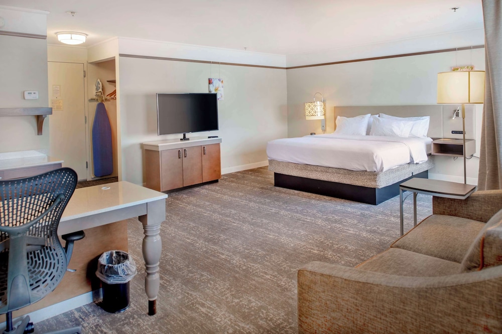 Hilton Garden Inn Chesterfield - photo 7