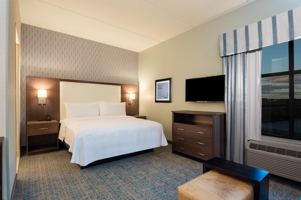 Homewood Suites by Hilton Reston - photo 10