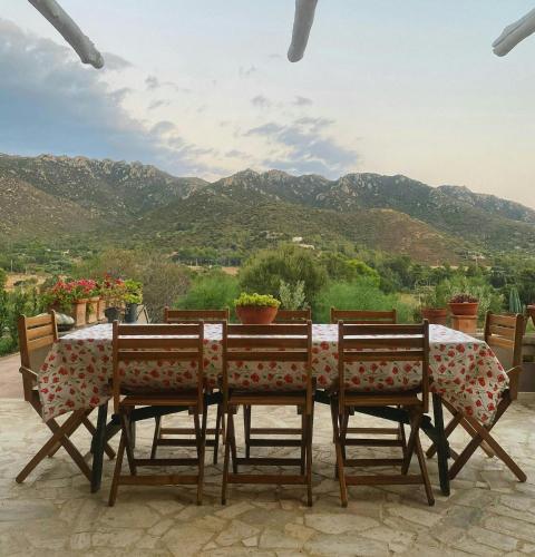 Renovated Sheepfold Between Sea And Mountains in Solanas, Italy