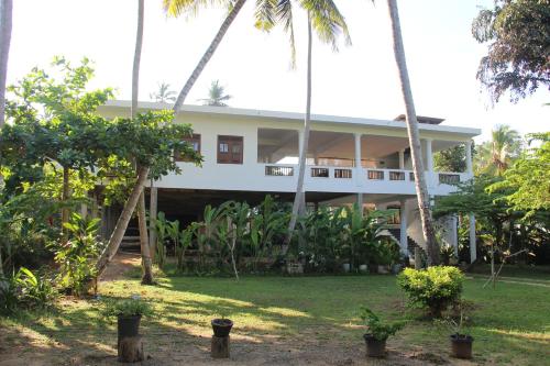 Hotel Indigo - last minute hotel in Unawatuna