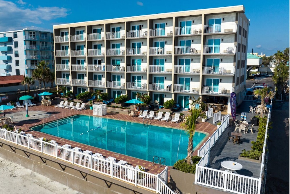 Boardwalk Inn and Suites